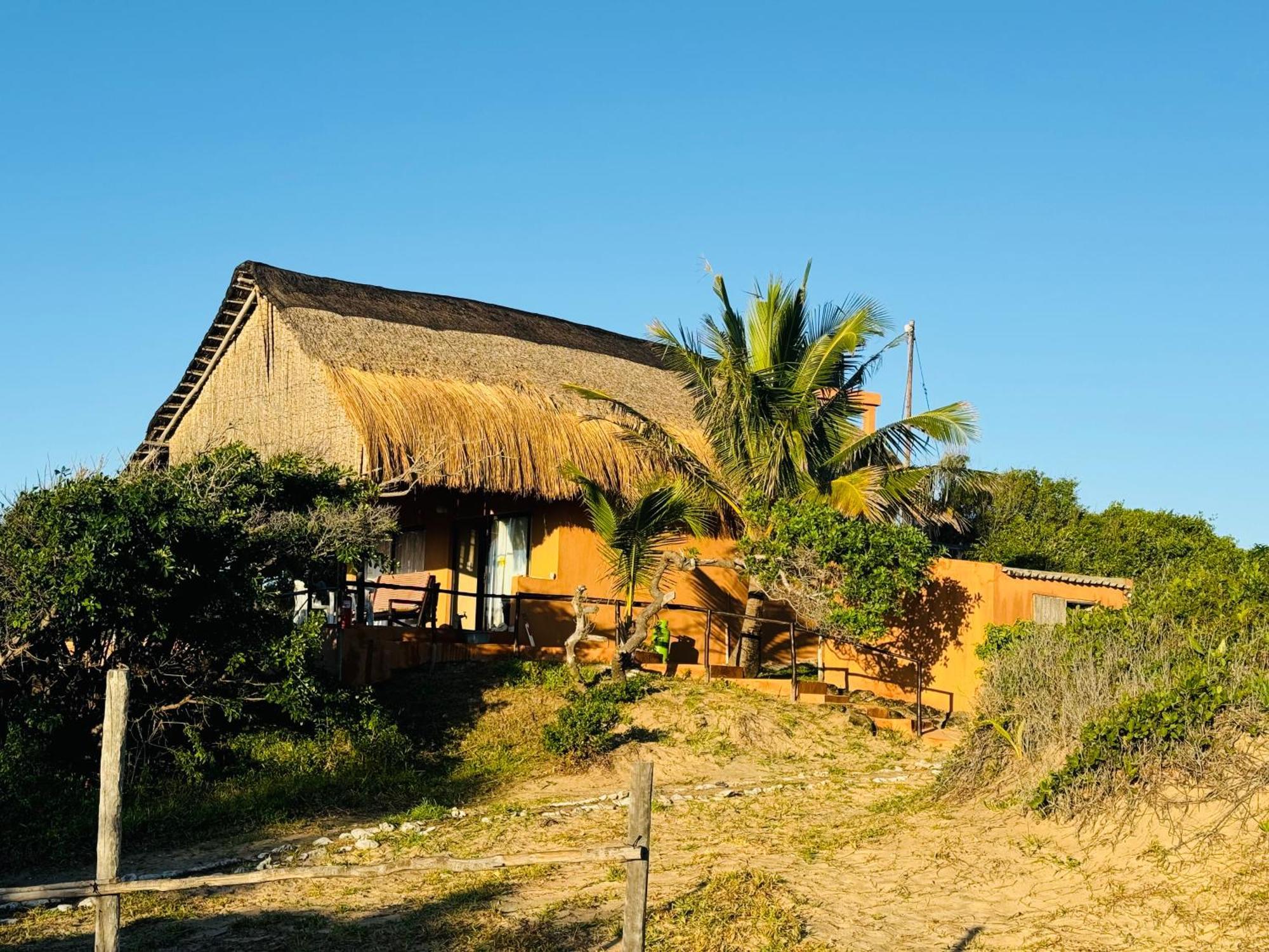 Pelo Mar Eco Lodge Mabsil Exterior photo